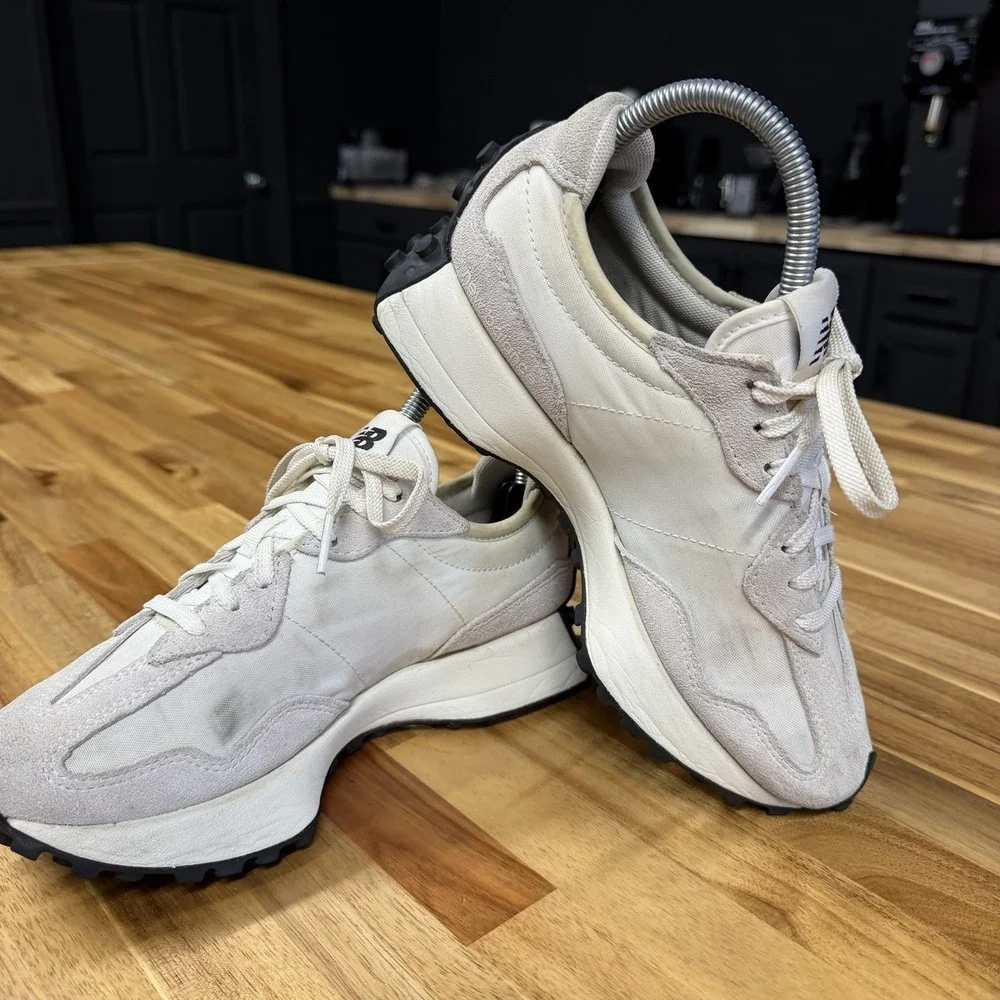 New Balance 327 Sneaker Women's Size 6.5 MS327FE
